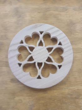 6" Round Heart Fretwork